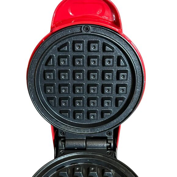 Bella Mini Waffle Maker Model GH-6201 Red Nonstick 4 Inch 350W Appliance - Picture 7 of 11